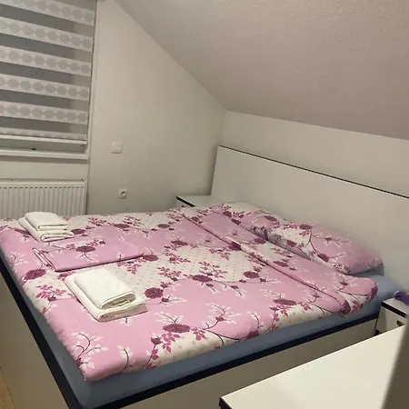 Villa Tasnim شقة Dobrenica